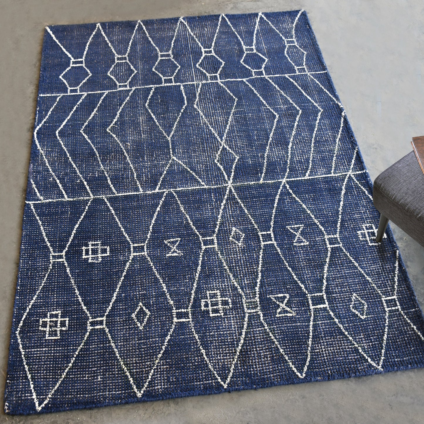 Uttermost 71147-8 Fressia Blue 8 X 10 Rug