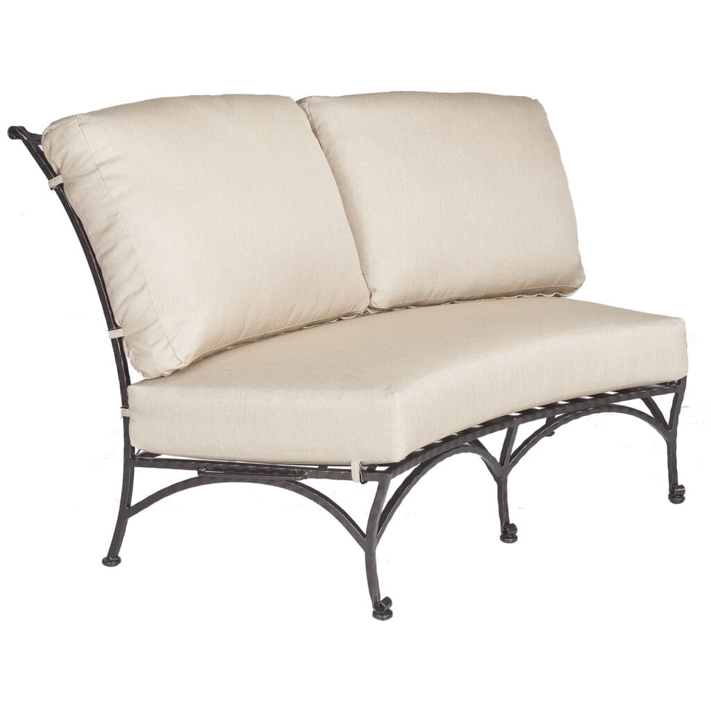 OW Lee San Cristobal Center Sectional